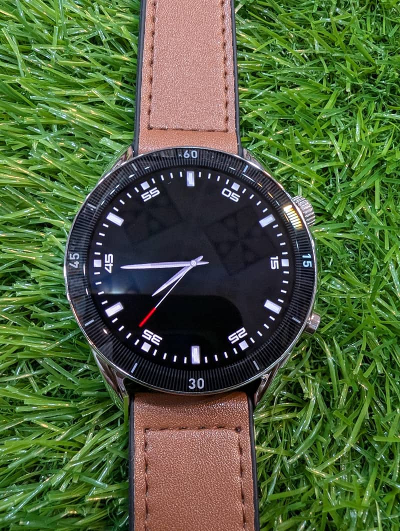 Crown smart watch 1