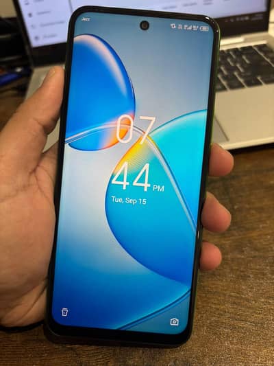 Infinix Hot 12