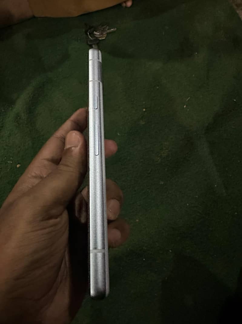 Google Pixel 7a 1