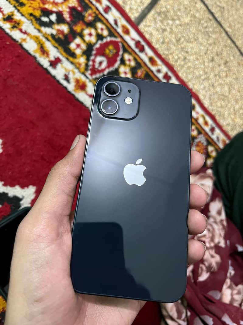 Apple iPhone 12 2