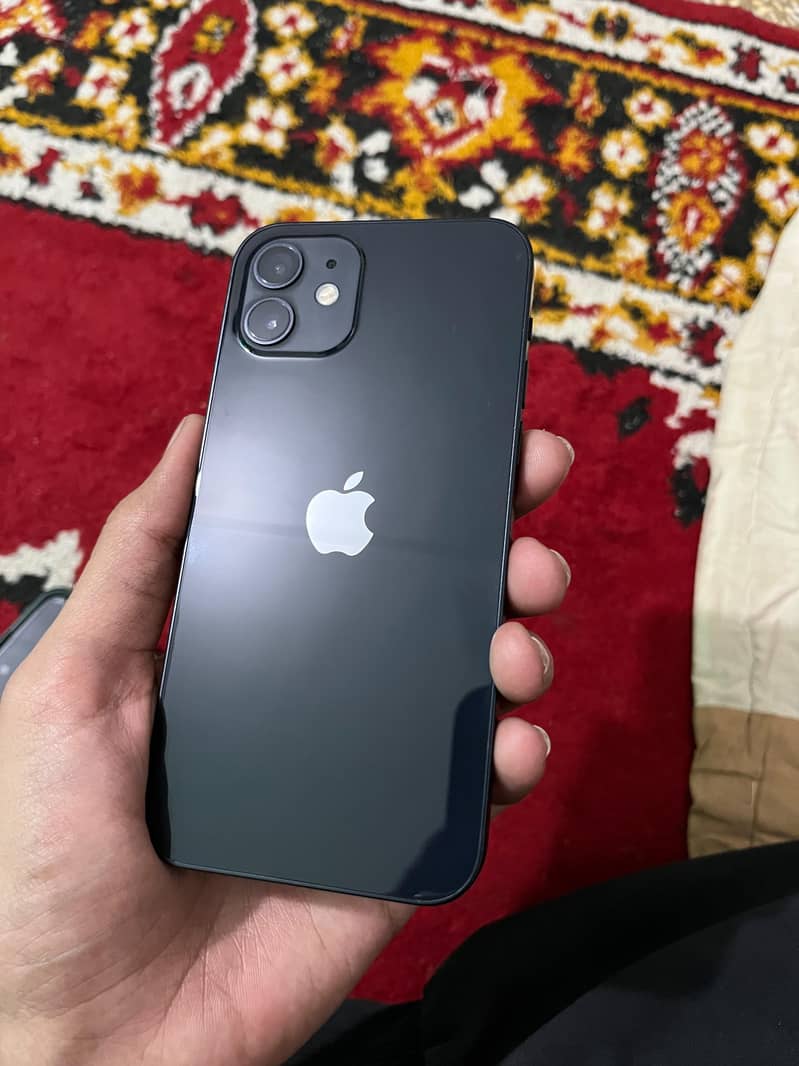 Apple iPhone 12 8