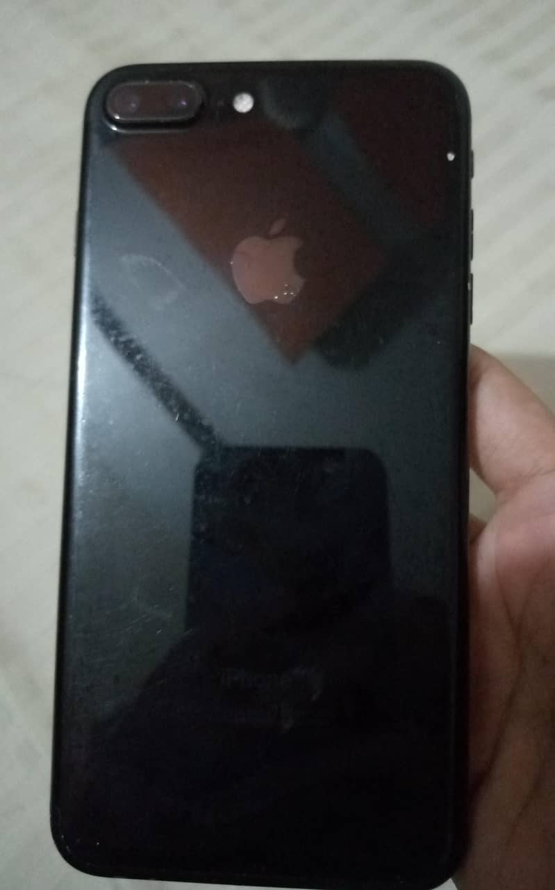 Apple iPhone 7 Plus 2