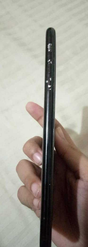 Apple iPhone 7 Plus 5