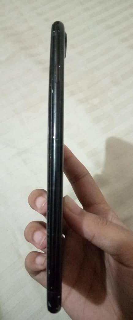 Apple iPhone 7 Plus 6