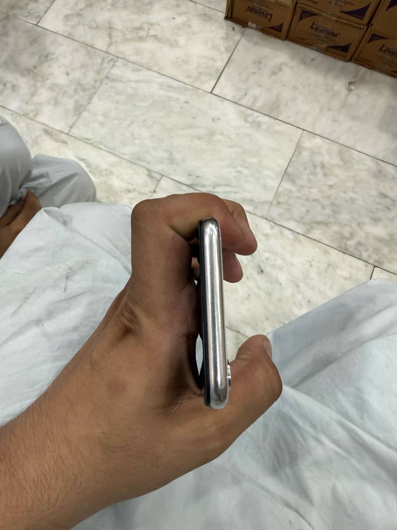 Apple iPhone X 1