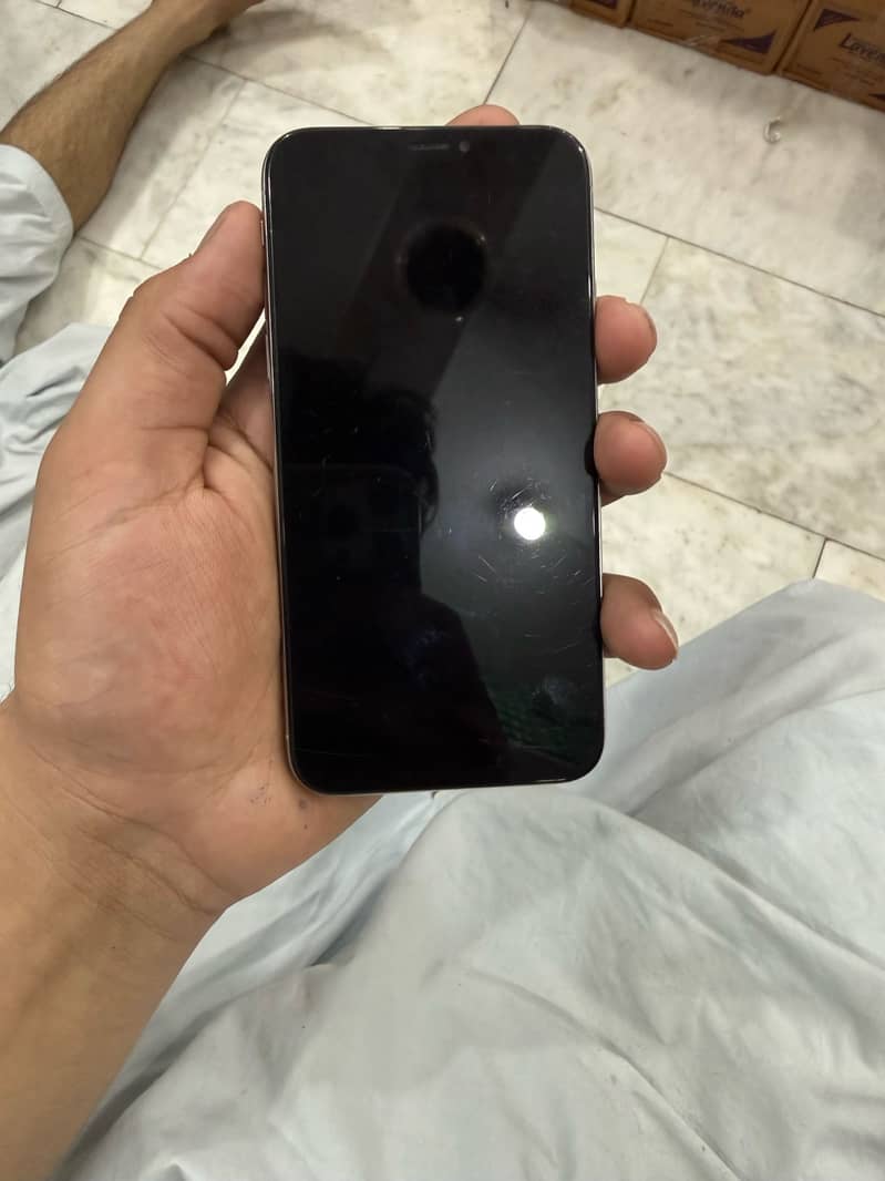 Apple iPhone X 2