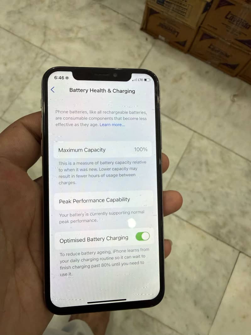 Apple iPhone X 3
