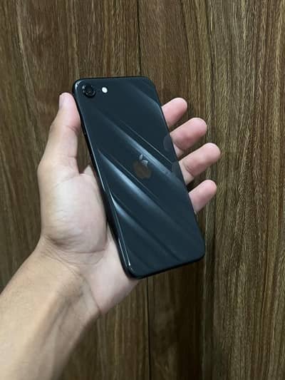 IPhone SE | Dual PTA Approved | Waterpack