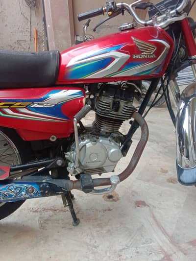 Honda CG 125, 2021 model, 1st owner, red color