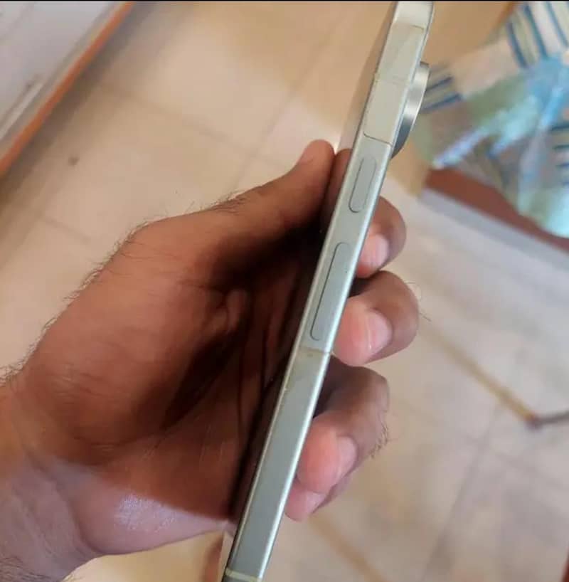 Google Pixel 9 6
