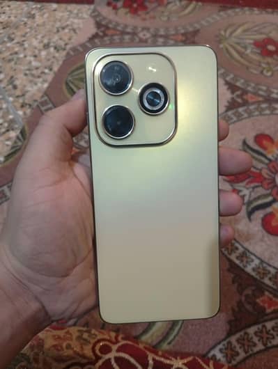 Infinix Hot 40i 8+8 / 256 gb