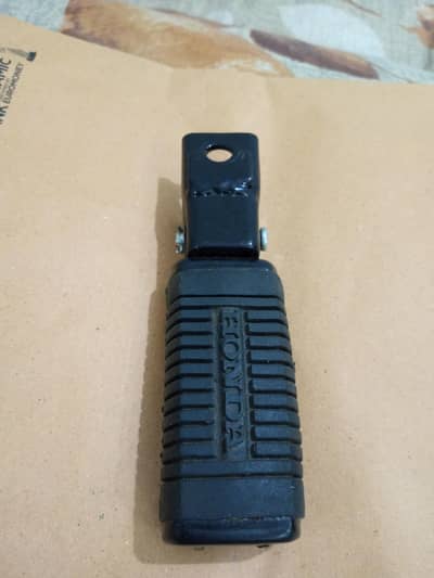 FOOTRESTS CD-70 HONDA