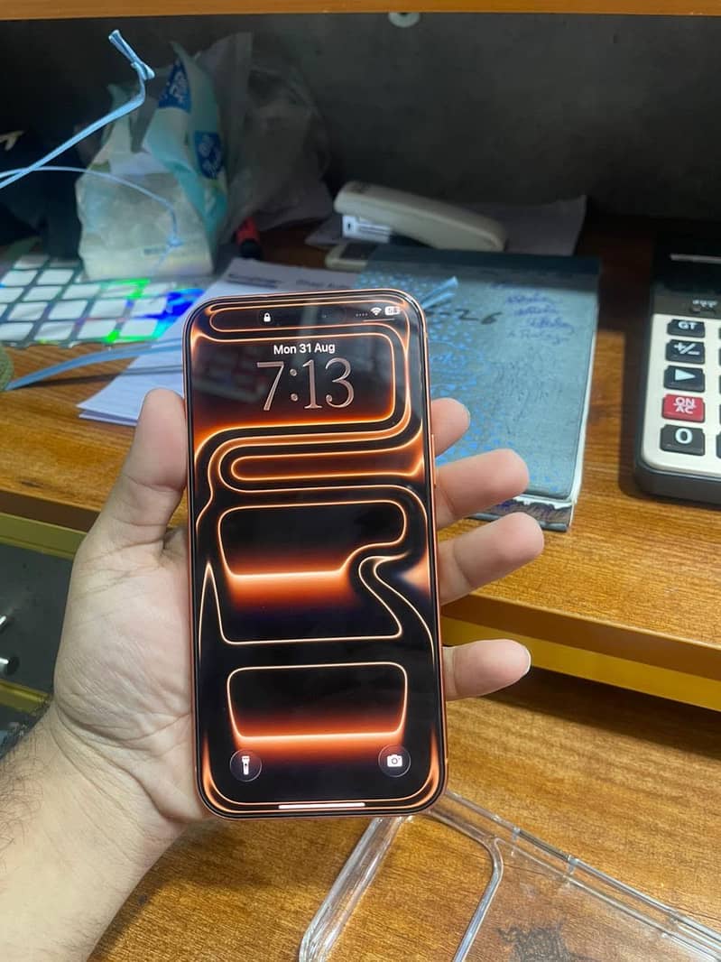 Apple iPhone 17 Pro Max 1
