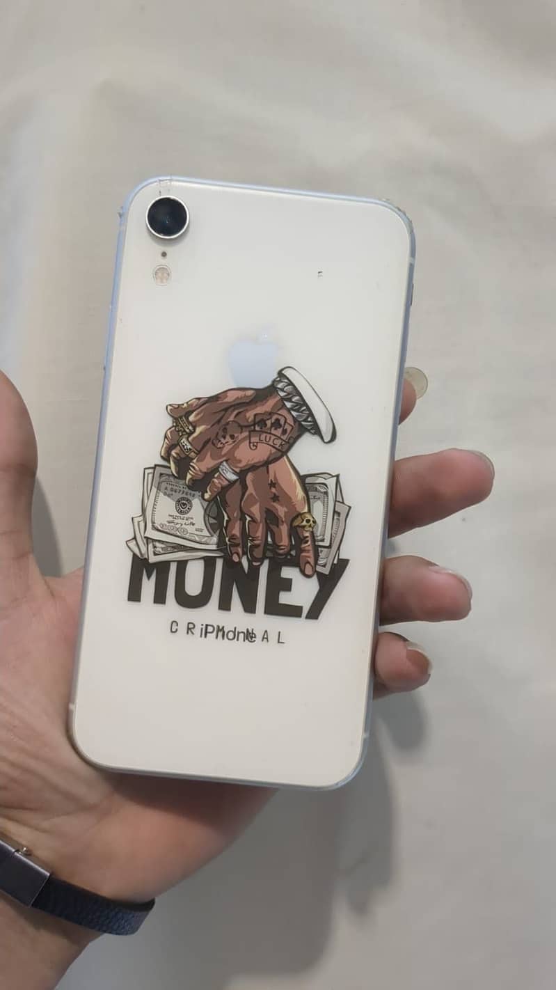 Apple iPhone XR 1