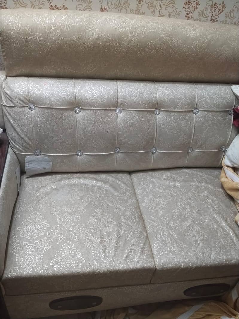 Sofa Set for Sell 2