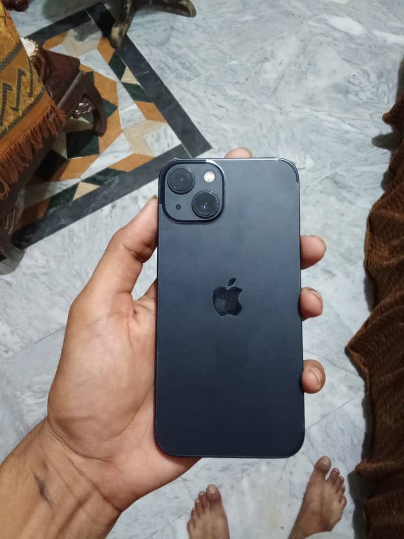 Apple iPhone 13 2