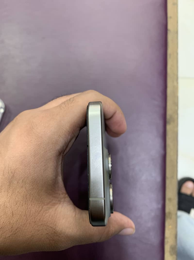 Apple iPhone 15 Pro 5