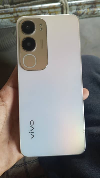 Vivo Y19s