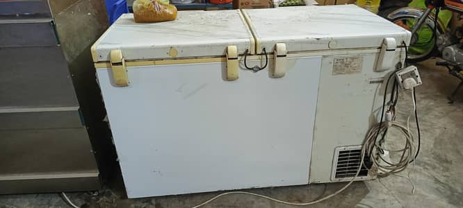 fast food instruments and counters