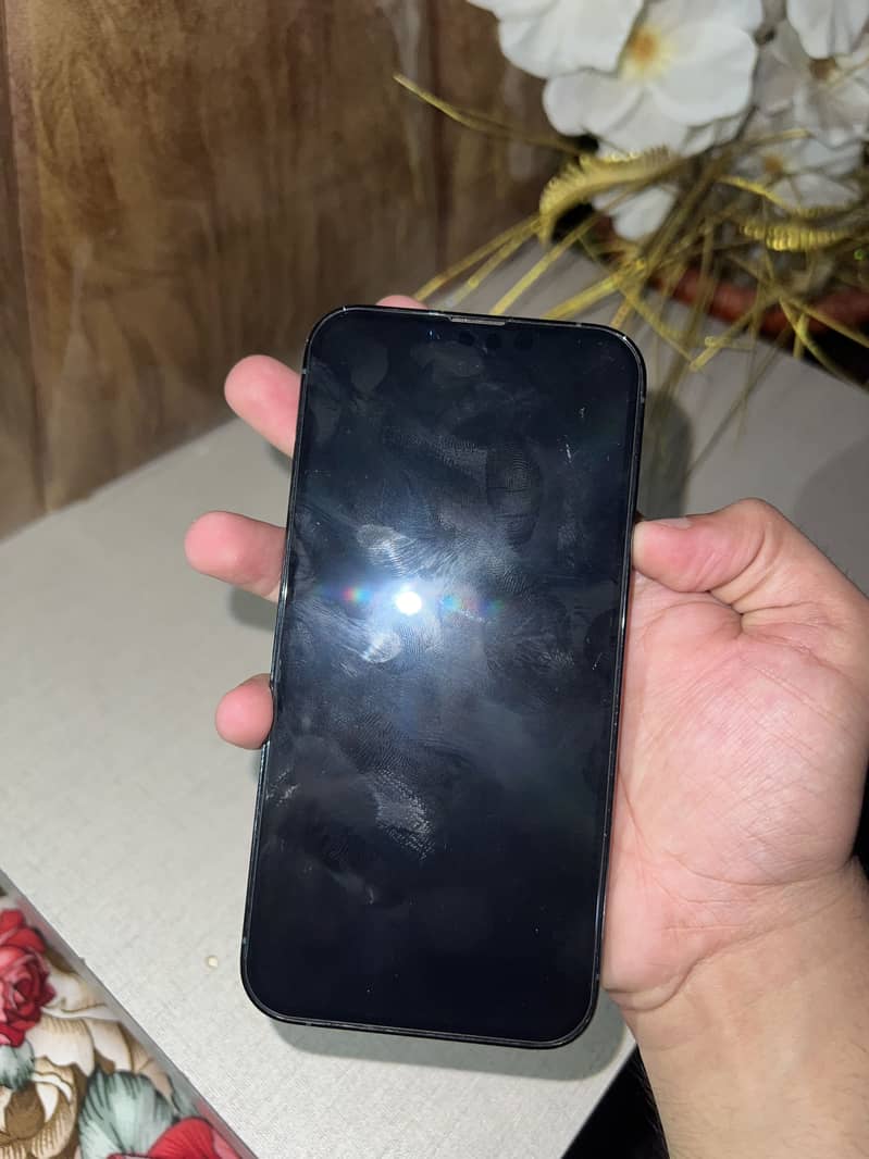 Apple iPhone 13 Pro 4