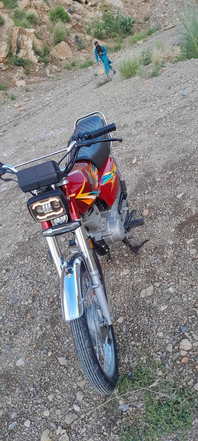 Honda CG 125 . . . 26 model