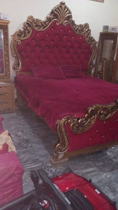 Bed or Dressing