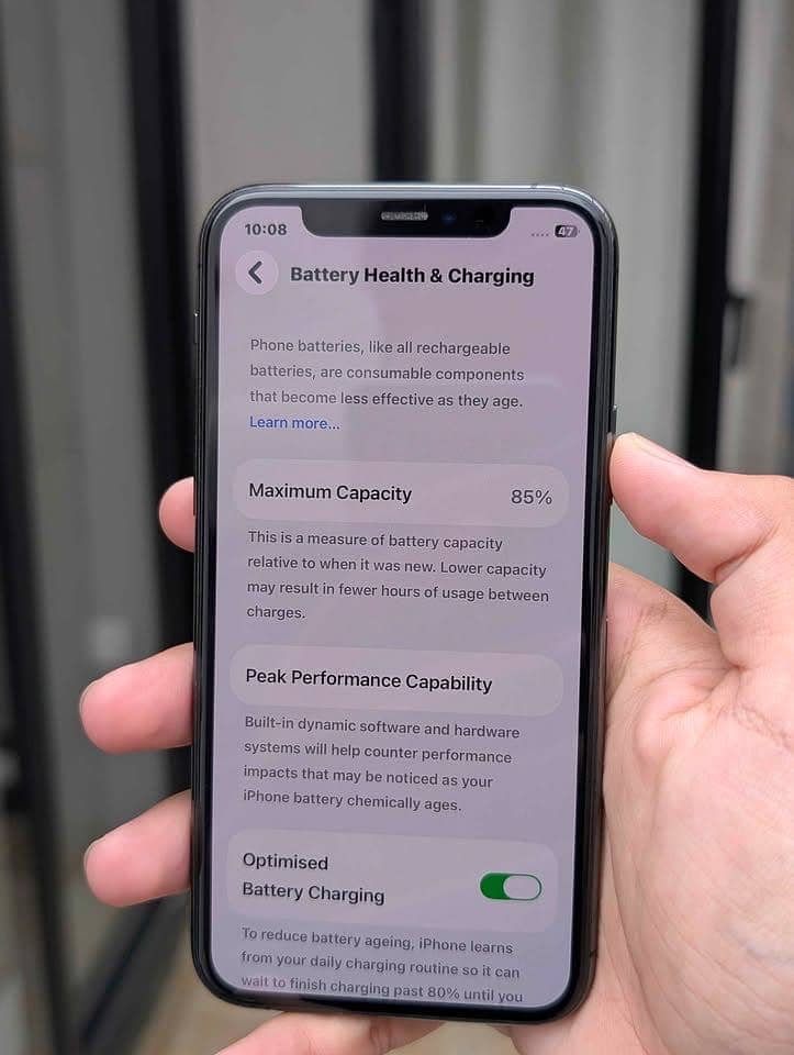 Apple iPhone 11 Pro 6