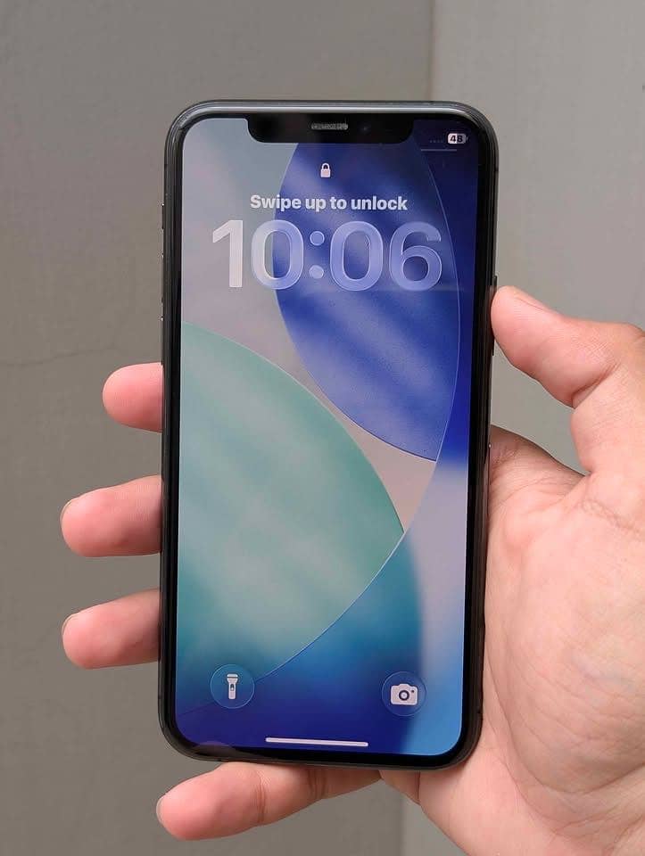 Apple iPhone 11 Pro 9