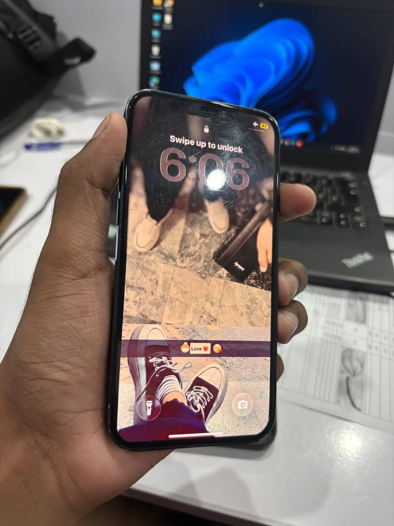 Apple iPhone 12 0