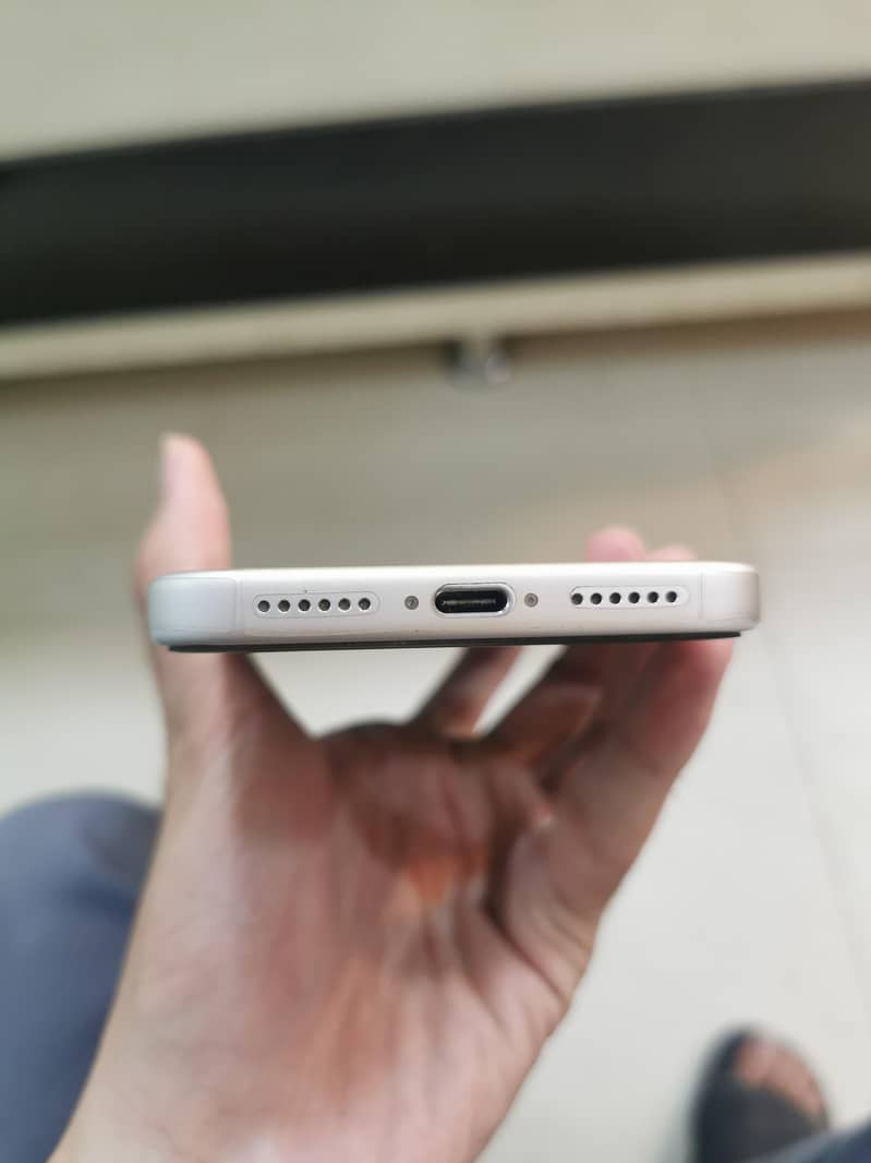 Apple iPhone 17 Pro Max 4