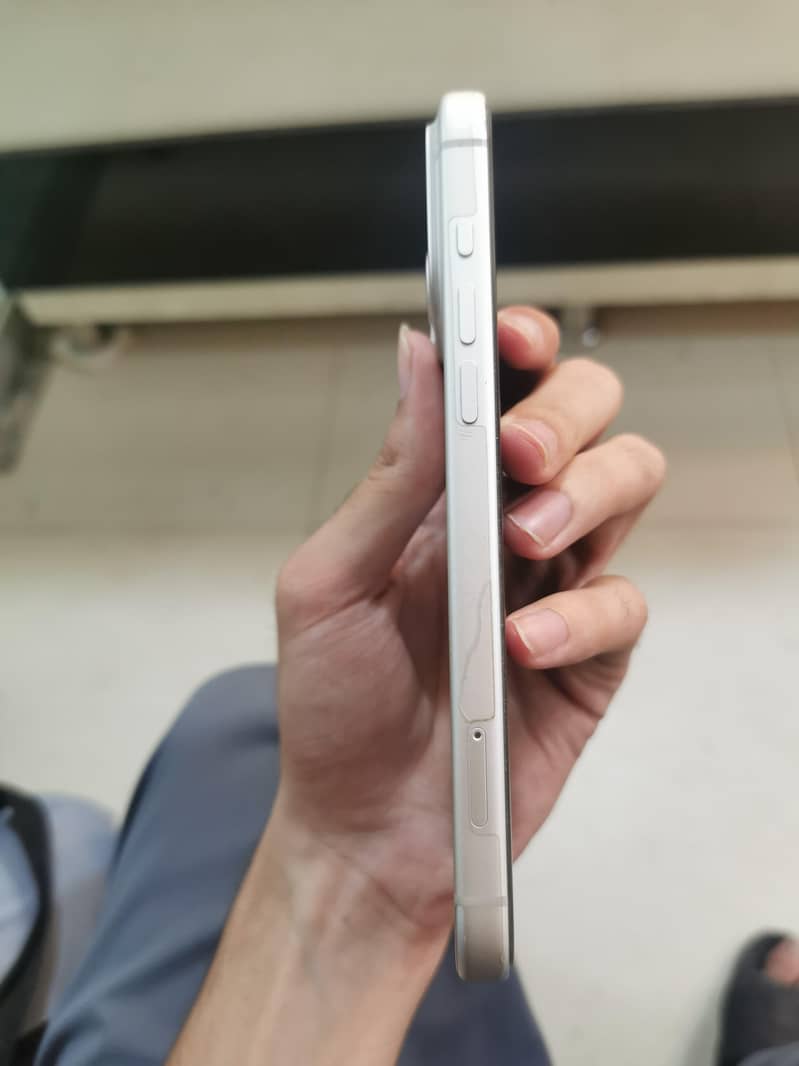 Apple iPhone 17 Pro Max 5