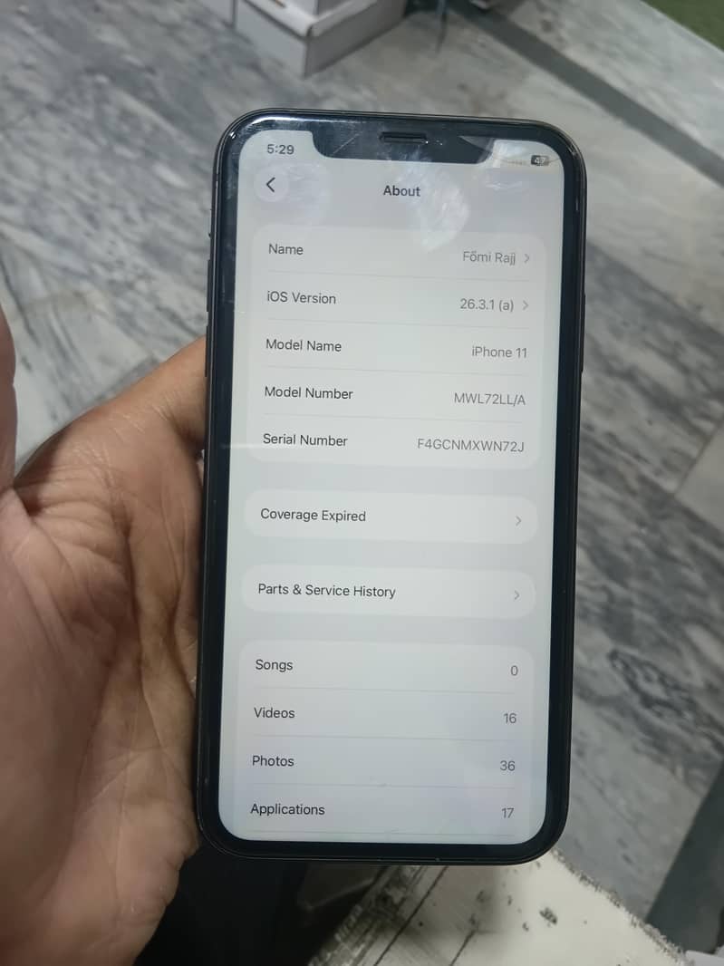 Apple iPhone 11 7