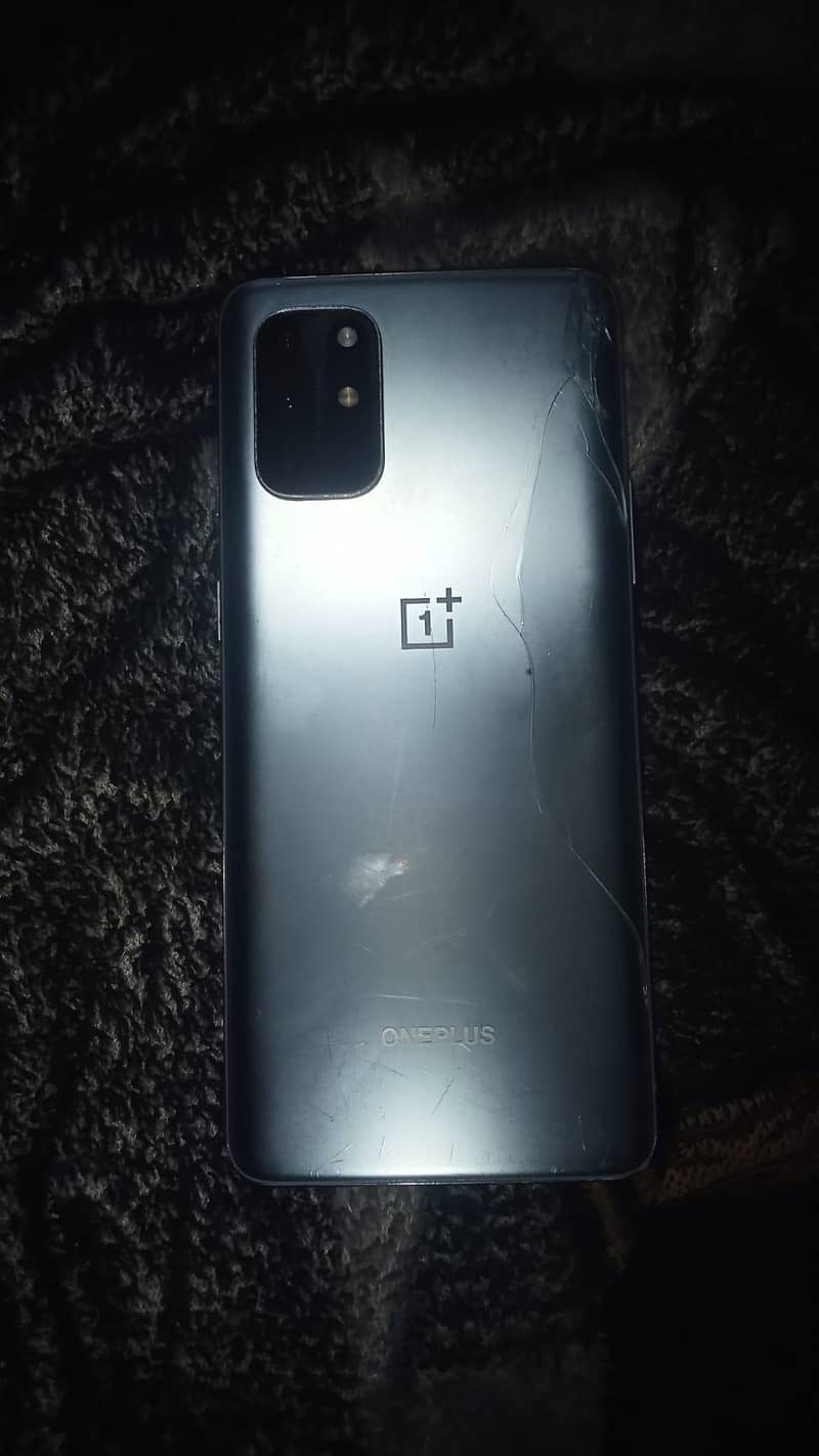 One Plus 8T 1