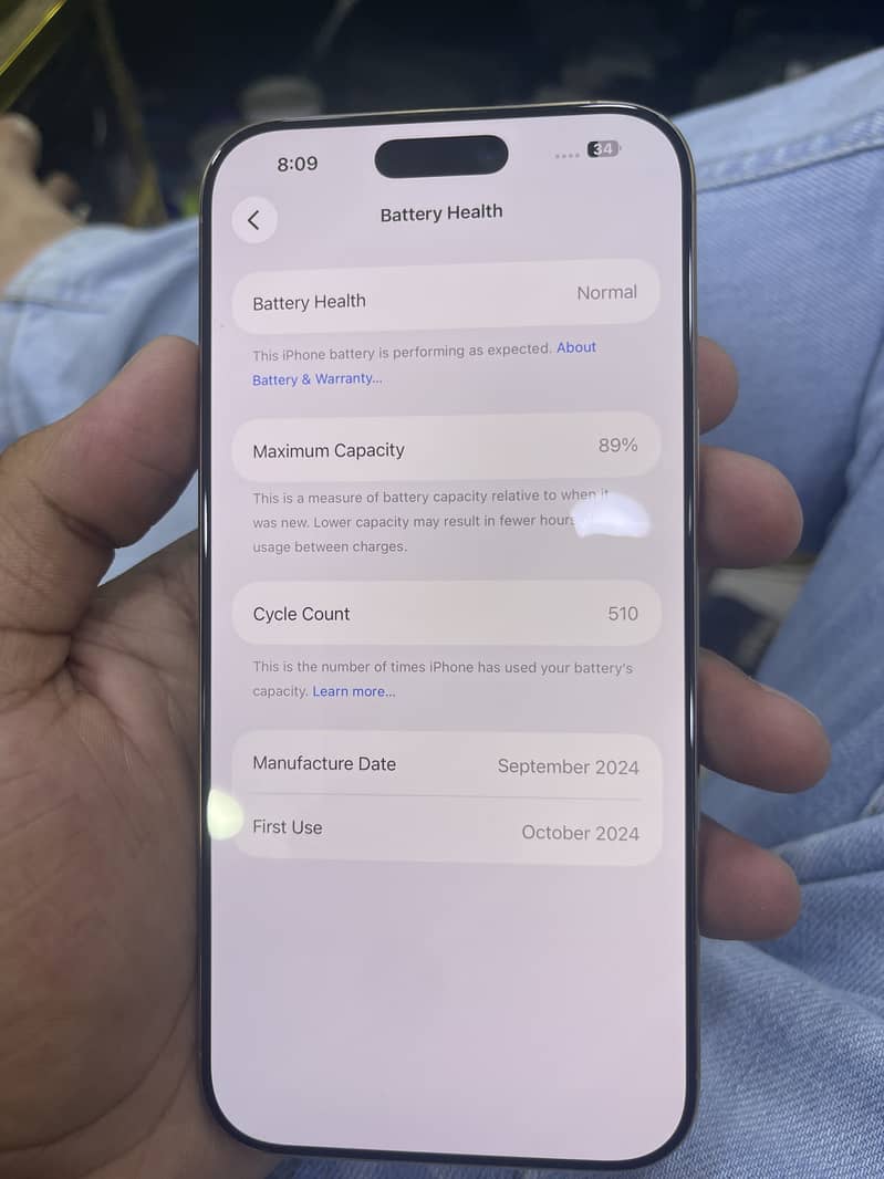 Apple iPhone 16 Pro Max 2