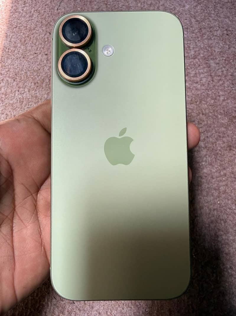 Apple iPhone 17 1