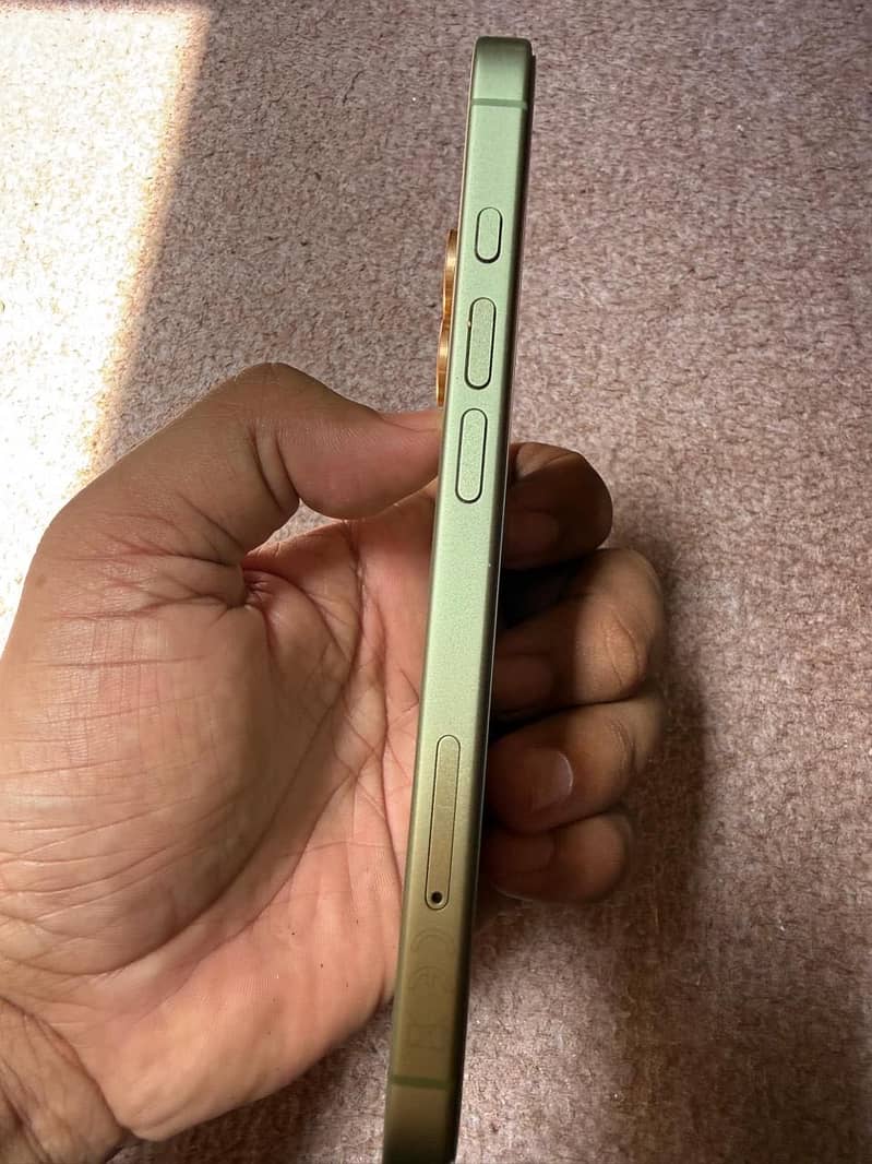 Apple iPhone 17 2
