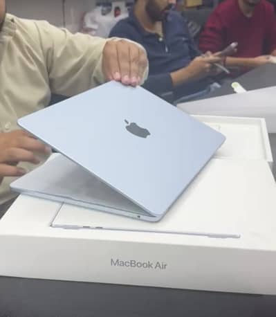 MacBook Air M4