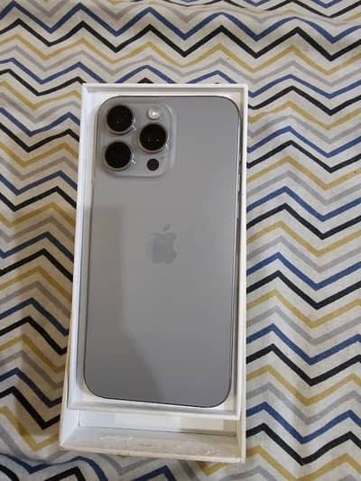 Apple iPhone 15 Pro Max Factory Unlock