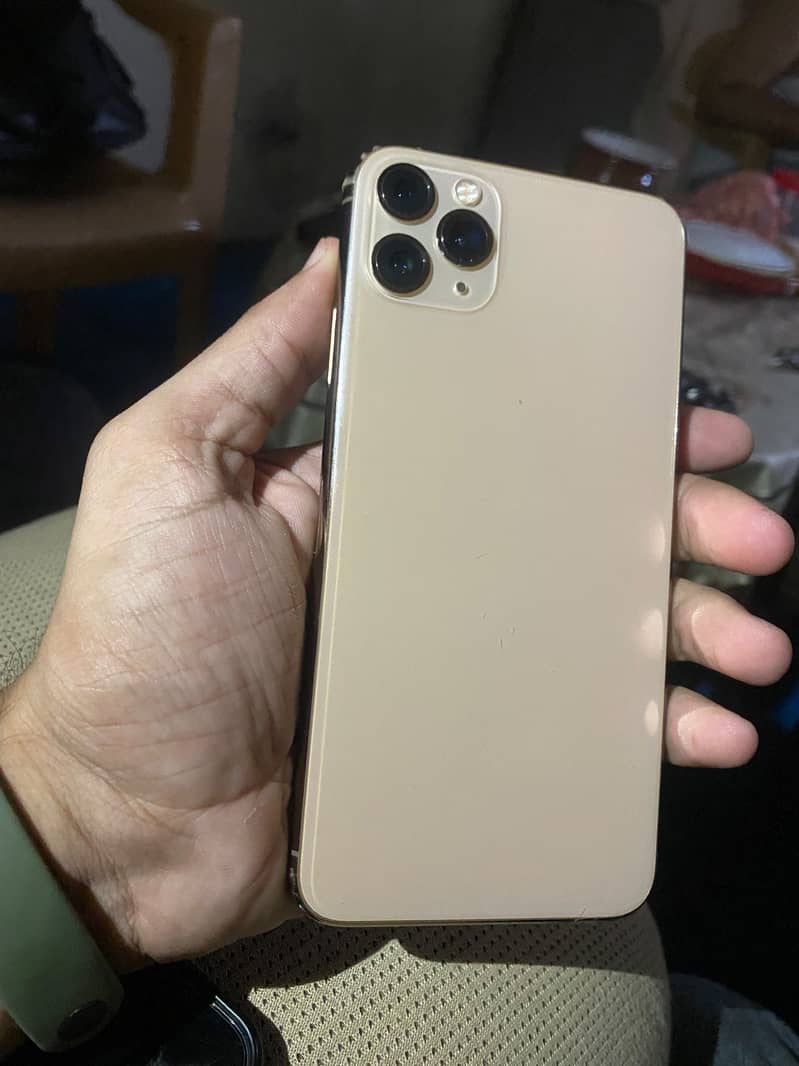 Apple iPhone 11 Pro Max 1