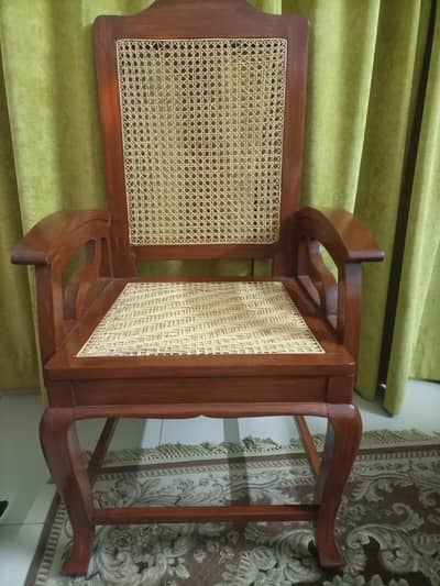 Judge Model Chair