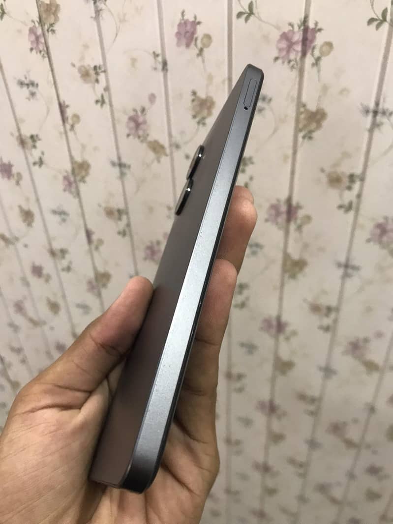 Realme Note 60x 4