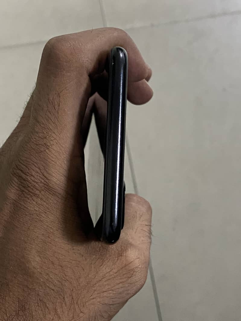 Apple iPhone 7 Plus 1
