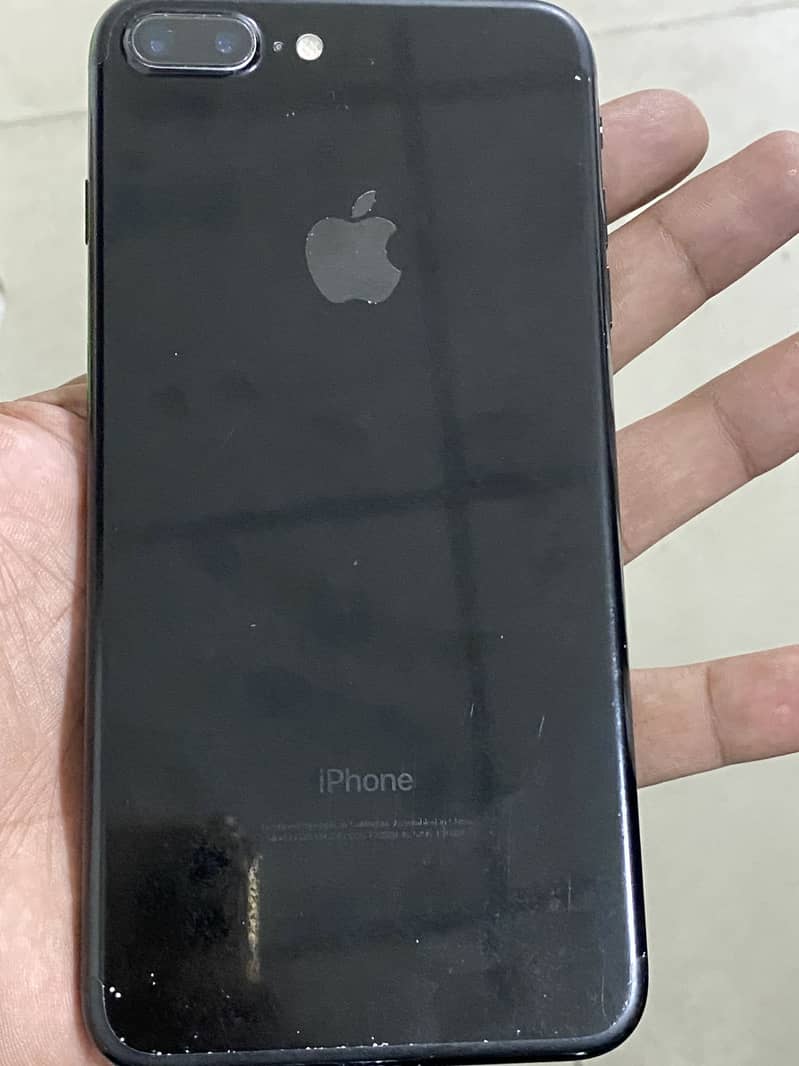 Apple iPhone 7 Plus 5