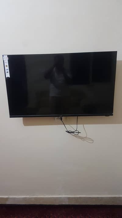 Samsung smart TV 43 inches
