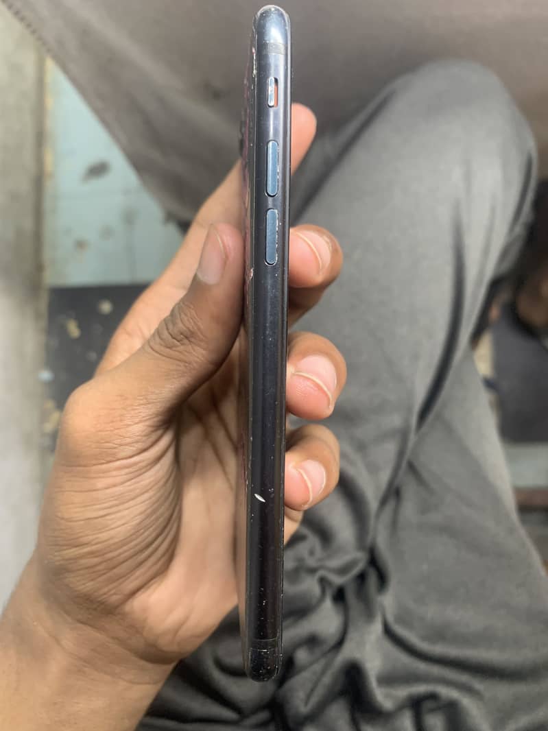 Apple iPhone SE 3