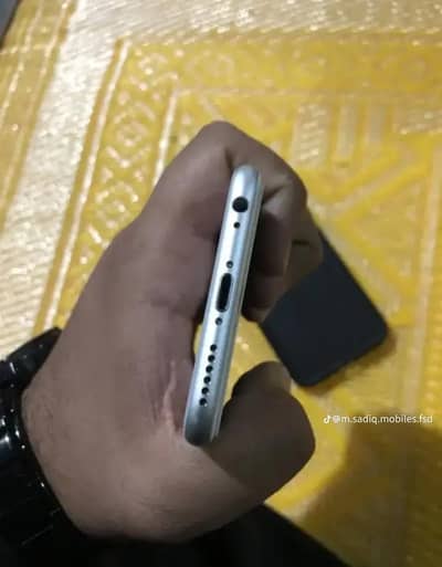 Apple iPhone 7