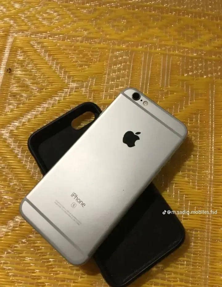 Apple iPhone 7 1