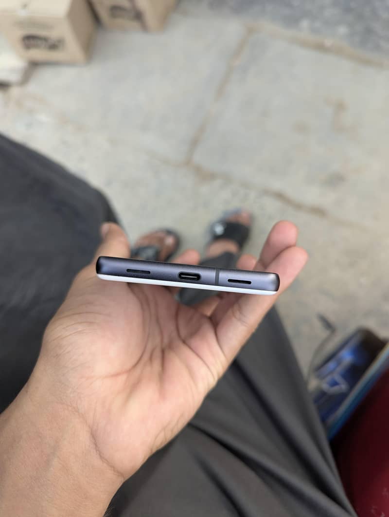 Google Pixel 7a 6