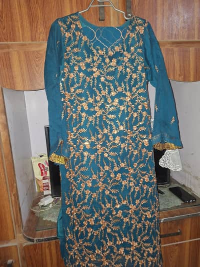 3 piece embroided stitched dresses