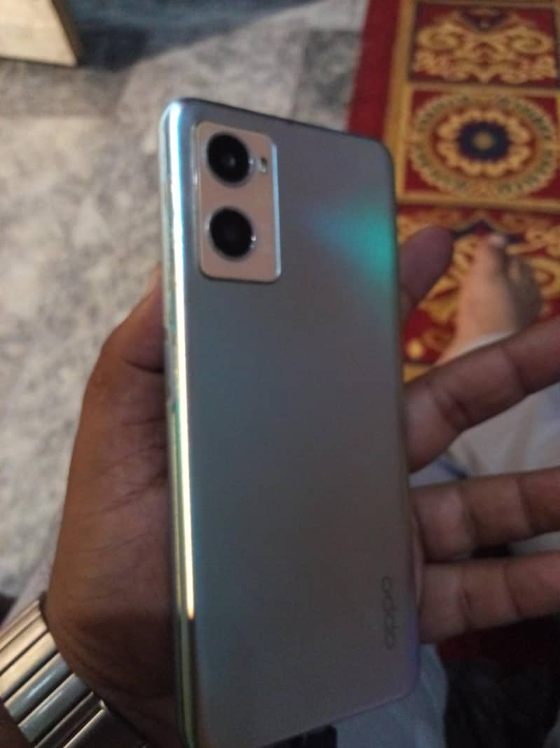 OPPO A96 0